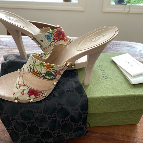GUCCI Horsebit Wood Ivory Floral Platform Heels/Sandals size 9 - Picture 3 of 4